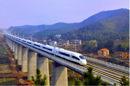 上半年全國(guó)鐵路固定資產(chǎn)投資3258億元 同比增長(zhǎng)1.2%